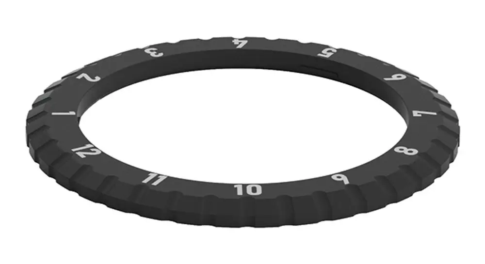 Schwarze Ringlünette mit Zahlen von 1 bis 12, geeignet für Heizungsfilter, hergestellt von Syr. Die Oberfläche ist geriffelt für besseren Grip.